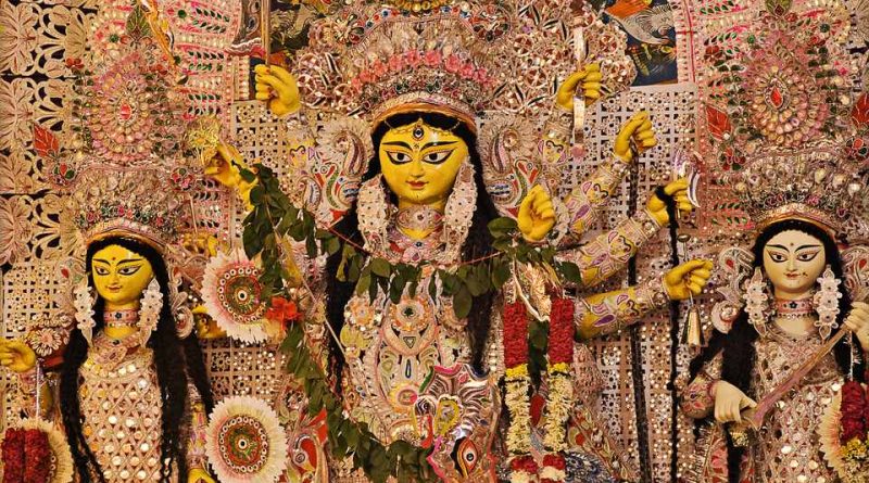 বেস্ট কলকাতা নিউজ : রথ যাত্রার শুভলগ্নে সূচনা হলো ৩০০ বছরের পুরাতন ও ঐতিহ্যবাহী দুর্গাপুজোর