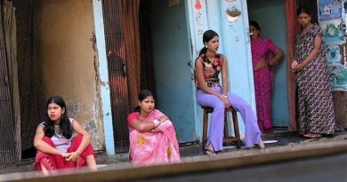 বেস্ট কলকাতা নিউজ : করোনা আতঙ্কের প্রভাব কলকাতার যৌনপল্লীতে