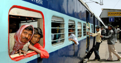 বেস্ট কলকাতা নিউজ : নতুন ব্যবস্থা পূর্ব রেলের, এখন থেকে দূরপাল্লার টিকিটও কাটা যাবে ভেন্ডর থেকে
