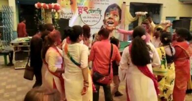 বেস্ট কলকাতা নিউজ : উড়ানের ব্যবস্থাপনায় রং মেলান্তি ২০২১ আয়োজিত হল রানাঘাট পৌরসভা প্রাঙ্গণে