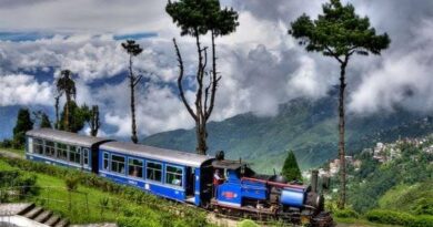 বেস্ট কলকাতা নিউজ : রাজ্যের পর্যটন কেন্দ্রগুলো ফাঁকা করোনা আবহে, পর্যটকরা অবশেষে ঘরমুখী পাহাড় থেকে