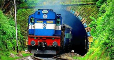 বেস্ট কলকাতা নিউজ : টিকিট ছাড়া ভ্রমণ বৈধ ভারতের একমাত্র এই রেলপথ পরিবহনে