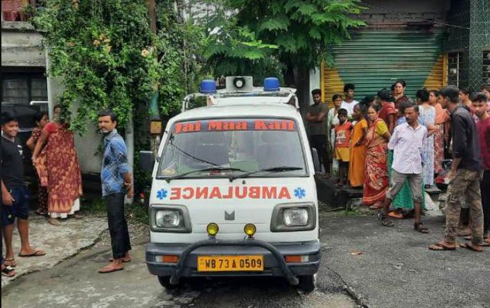 বেস্ট কলকাতা নিউজ : প্রেমিকের সাথে ঝগড়া আত্মহত্যার চেষ্টা প্রেমিকার