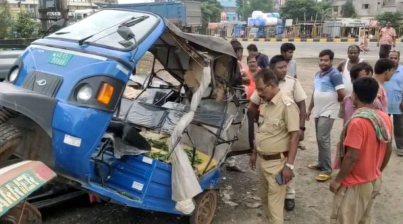 বেস্ট কলকাতা নিউজ : মালদহে ভয়াবহ পথদুর্ঘটনা, মৃত্যু হল ৪ কৃষকের