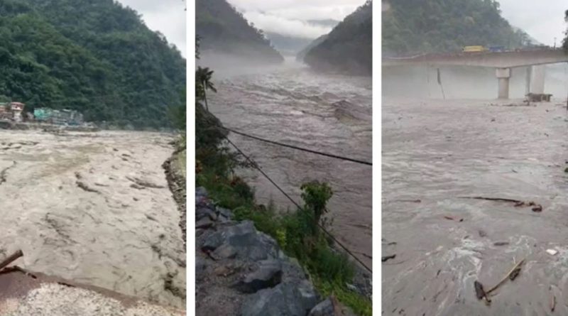 বেস্ট কলকাতা নিউজ : দার্জিলিং চরম বিপর্যস্তপ্রবল বৃষ্টিতে , নেমেছে এমনকি ধস, বিভিন্ন রাস্তা বন্ধ তিস্তার জল উপচে