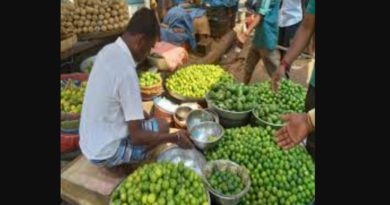 বেস্ট কলকাতা নিউজ : শিলিগুড়িতে আগুন দাম সবজীর, আলু পয়ত্রিশ টাকা সহ সব সবজীর দামই অগ্নিমূল্য