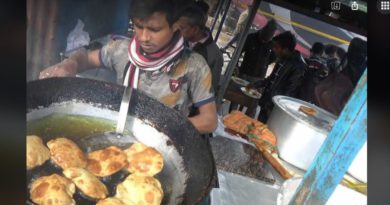 বেস্ট কলকাতা নিউজ : শিলিগুড়িতে জমজমাট বিক্রি জল খাবারের দোকানের, সকালে কিনতে এবং খেতে আসছেন বহু সাধারণ মানুষ