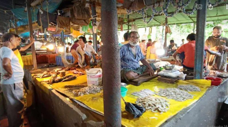 বেস্ট কলকাতা নিউজ : শিলিগুড়িতে ফাঁকা মাছের বাজার চরম হতাশ মাছ বিক্রেতা গন