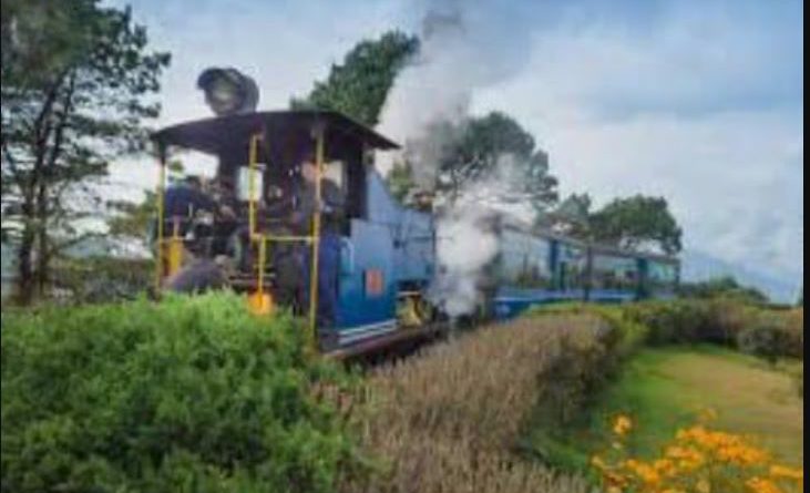 বেস্ট কলকাতা নিউজ : পাহাড়ে বন্ধ রয়েছে টয়ট্রেন পরিষেবা, কারণ জানতে চাইলো ইউনেস্কো কতৃপক্ষ