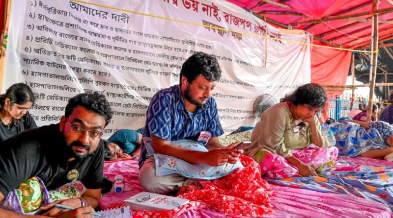 বেস্ট কলকাতা নিউজ : দিন পিছু কত বাড়তি খরচ ডাক্তারদের কর্মবিরতির জেরে? সরকার বড় আপডেট দিল অনশনের আবহের মধ্যেই