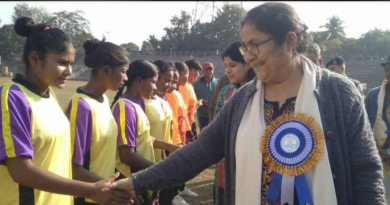 বেস্ট কলকাতা নিউজ : "মেয়েরা আজ খেলার মাঠে" শিলিগুড়িতে অনুষ্ঠিত হলো মহিলাদের জন্য এক অভিনভ ফুটবল প্রতিযোগিতা