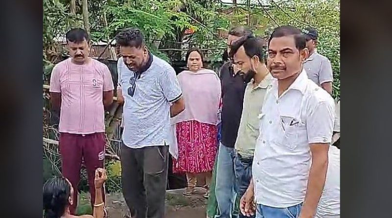 বেস্ট কলকাতা নিউজ : শিলিগুড়ির কুড়ি নাম্বার ওয়ার্ড এ চলছে " সরাসরি শংকর কর্মসূচি "