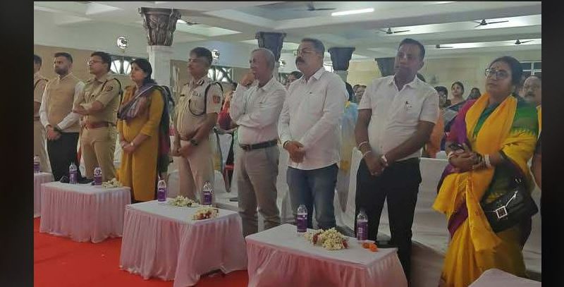 বেস্ট কলকাতা নিউজ : শিলিগুড়ি থেকে আনুষ্ঠানিকভাবে দেখানো হলো দীঘায় জগন্নাথ মন্দিরের উদ্বোধন, উপস্থিত ছিলেন জেলা সভাপতি পাপিয়া ঘোষ মেয়র গৌতম দেব সহ অন্যান্যরা