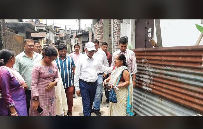 বেস্ট কলকাতা নিউজ : নদী সংস্কারের কাজের পাশাপাশি শিলিগুড়ির ফুলেশ্বরী থেকে জোড়া পানি পর্যন্ত রাস্তার উদ্বোধন করলেন মেয়র গৌতম দেব