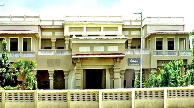 বেস্ট কলকাতা নিউজ : হাওড়া ডিভিশনের ১০০ বছর উদযাপন, গীতাঞ্জলি মিউজিয়াম কে ঐতিহ্যের সন্মাননা প্রদান করা হল বিশেষ মর্যাদার সঙ্গে