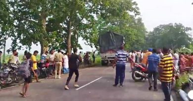 বেস্ট কলকাতা নিউজ : রাস্তায় ছড়িয়ে ছিটিয়ে পড়ে রয়েছে যাত্রীদের দেহ ! করিমপুরে বাস-মারুতির সংঘর্ষে মর্মান্তিক মৃত্যু হল ৬ জনের
