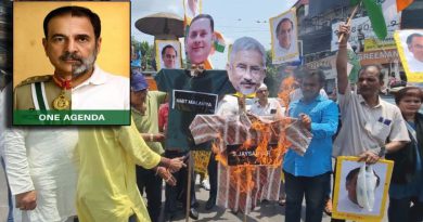 বেস্ট কলকাতা নিউজ : এক ফ্রেমে রাহুল ও পাক সেনাপ্রধান ! 'লজ্জাজনক' পোস্টের বিরুদ্ধে থানায় থানায় এফআইআর দায়ের করা হল কংগ্রেসের তরফ থেকে