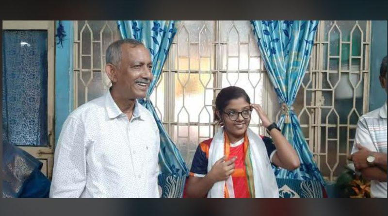 বেস্ট কলকাতা নিউজ : সাউথ এশিয়ান ইয়ুথ টেবিল টেনিস প্রতিযোগিতার মহিলা বিভাগে স্বর্ণ পদক অর্জন করে শিলিগুড়িকে গর্বিত করলেন প্রতীতি পাল