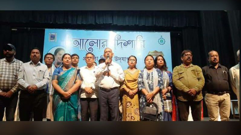 বেস্ট কলকাতা নিউজ : শুরু হল শিলিগুড়ি পুরসভার আলোর দিশারীর কাজ, প্রত্যক্ষ করলেন মেয়র গৌতম দেব