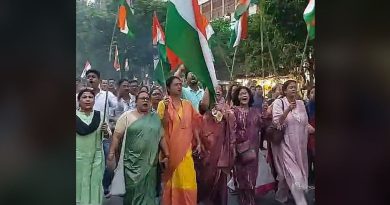 বেস্ট কলকাতা নিউজ : মধ্যরাতে সার্জিকাল স্ট্রাইক করলো ভারত, গোটা দেশের সাথে খুশির হাওয়া শহর শিলিগুড়িতেও