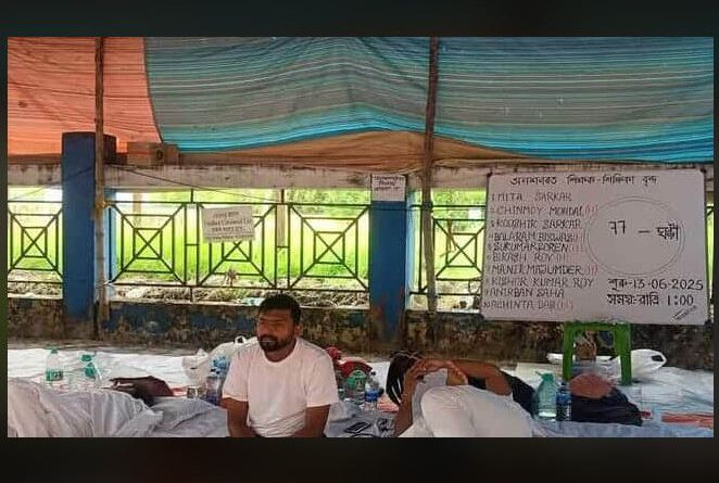 বেস্ট কলকাতা নিউজ : গুরুতর অসুস্থ হয়ে পড়লেন অনশনরত চাকরি হারারা, অবশেষে আন্দোলন নিয়ে তৈরি হল চরম এক সংশয়