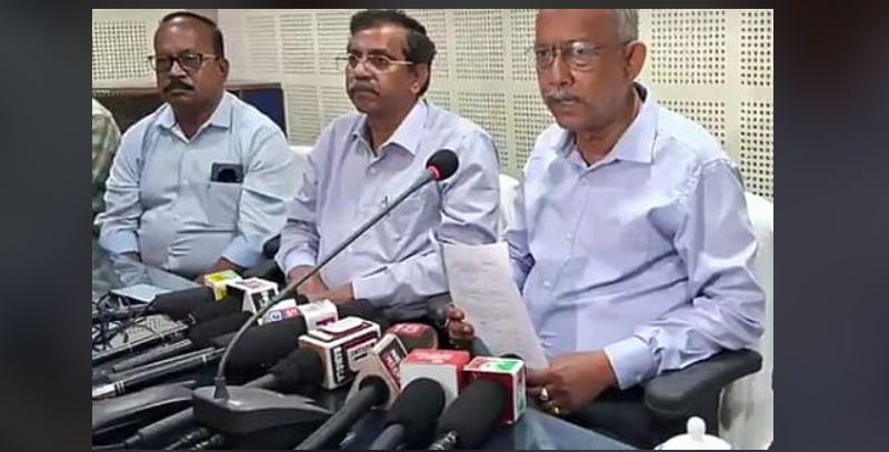 বেস্ট কলকাতা নিউজ : পানীয় জলের সমস্যা নিয়ে এক গুরুত্বপূর্ণ সাংবাদিক বৈঠক করলেন মেয়র গৌতম দেব