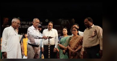 বেস্ট কলকাতা নিউজ : শিলিগুড়ি পুরনিগমের তরফ থেকে আয়োজিত হল ২০২৫ শিক্ষা বর্ষের দশম ও দ্বাদশ‌ শ্রেণীর কৃতী ছাত্র-ছাত্রীদের সংবর্ধনা প্রদান এবং বিশেষ কৃতী সংবর্ধনা প্রদান অনুষ্ঠান