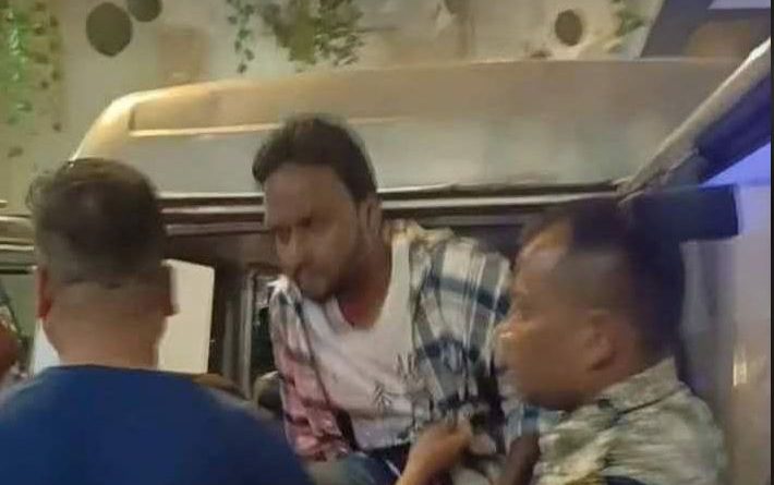 বেস্ট কলকাতা নিউজ : মাদক পাচারের অভিযোগে শিলিগুড়ির চম্পাসারিতে গ্রেফতার হল এক ব্যক্তি