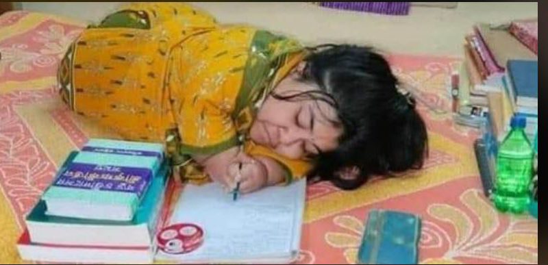 বেস্ট কলকাতা নিউজ :মাত্র তিন ফুট উচ্চতা নিয়ে সমস্ত বাধা অতিক্রম নদিয়ার শান্তিপুরের পিয়াসার , NET এ পেলেন ৯৯.৩১ শতাংশ নম্বর