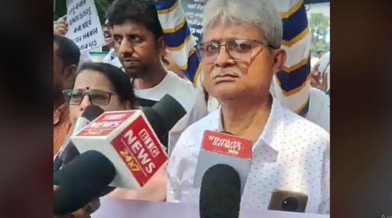 বেস্ট কলকাতা নিউজ : স্মার্ট মিটারের বিরুদ্ধে অবশেষে পথে নামলো দার্জিলিং জেলা কংগ্রেস নেতৃত্ব