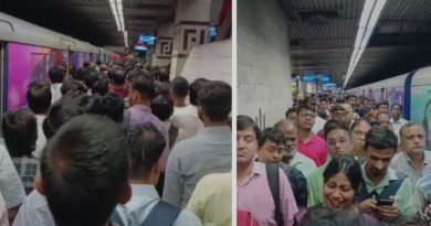 বেস্ট কলকাতা নিউজ : লাইনে জল ঢুকে বন্ধ হল মেট্রো পরিষেবা, স্টেশনে ব্যাপক ভিড়! সপ্তাহের প্রথম দিনেই চরম নাকাল অবস্থা মেট্রো যাত্রীদের