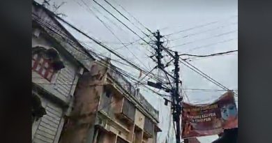 বেস্ট কলকাতা নিউজ : আগুন লাগল শিলিগুড়ির খালপাড়ার অগ্রসেন রোডের ইলেকট্রিক পোলে , ব্যাপক চাঞ্চল্য ছড়ালো গোটা এলাকা জুড়ে