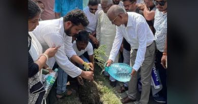 বেস্ট কলকাতা নিউজ : শিলিগুড়ির তিন বাতি মোড়ে তৃণমূল যুব কংগ্রেসের তরফ থেকে আয়োজন করা হলো এক প্রতিবাদ কর্মসূচির