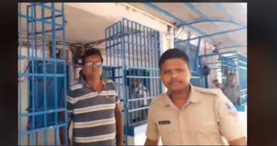 বেস্ট কলকাতা নিউজ : বিয়ের প্রতিশ্রুতি দিয়ে সহবাসের অভিযোগে, এক মহিলার অভিযোগের ভিত্তিতে অবশেষে গ্রেপ্তার হল অভিযুক্ত স্কুল শিক্ষক