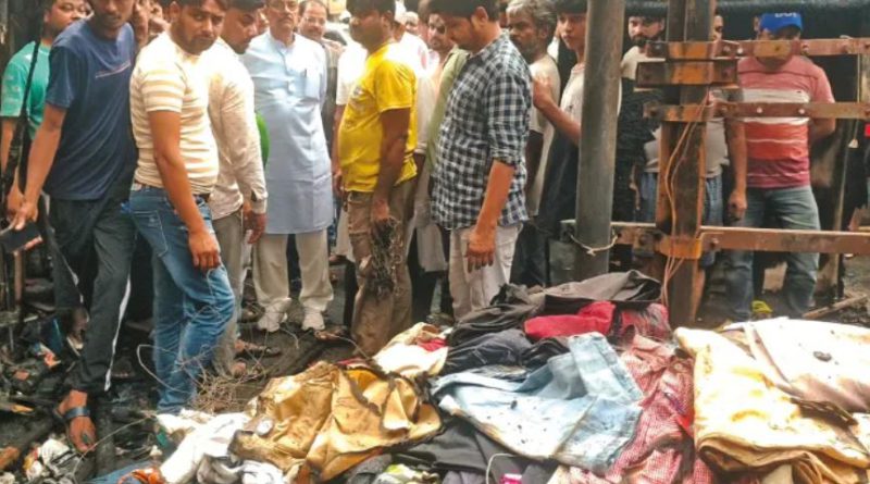 বেস্ট কলকাতা নিউজ : ফের আসানসোলে ভয়াবহ অগ্নিকান্ড, ভস্মীভূত হল ৫টি দোকান, বাজারের ট্রান্সফরমারে আগুন ছড়িয়ে বিপদের আশংকা খনি শহর জুড়ে