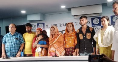 বেস্ট কলকাতা নিউজ : মুখ্যমন্ত্রীর অভিযোগের সত্যতা প্রমাণে অবশেষে 'আক্রান্ত'দের সামনে আনল তৃণমূল শিবির, মামলা দায়ের করার হুঁশিয়ারি দিল্লি পুলিশের বিরুদ্ধে
