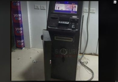 বেস্ট কলকাতা নিউজ : আবারও এটিএম লুটের জোর চেষ্টা , অবশেষে জলপাইগুড়ির রানীনগরে ধরা পড়লো ২ দুষ্কৃতী