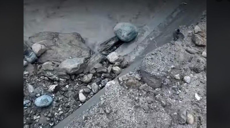 বেস্ট কলকাতা নিউজ : ক্রমাগত ফুসছে তিস্তা, চরম ক্ষতিগ্রস্ত হল উত্তর সিকিমের ফিডাং বেইলি ব্রিজ