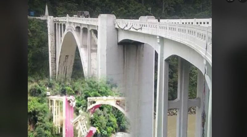 বেস্ট কলকাতা নিউজ : হুরমড়িয়ে ভেঙে পড়ছে সেবক এর বিখ্যাত করোনেশন ব্রিজ, ভিডিও ভাইরাল হতেই ছড়ালো ব্যাপক চাঞ্চল্য