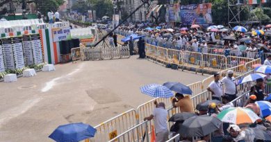 বেস্ট কলকাতা নিউজ : 'ভরসা আছে পুলিশের উপর ', একুশে'র ট্রাফিক নিয়ন্ত্রণে কলকাতা পুলিশের প্রশংসা করলেন কলকাতা হাইকোর্টের বিচারপতি