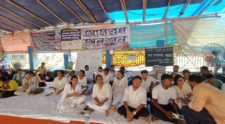 বেস্ট কলকাতা নিউজ : প্রত্যাহার হল অনশন, অবশেষে নবান্ন অভিযানের ডাক দিলো যোগ্য চাকরিহারা শিক্ষকরা