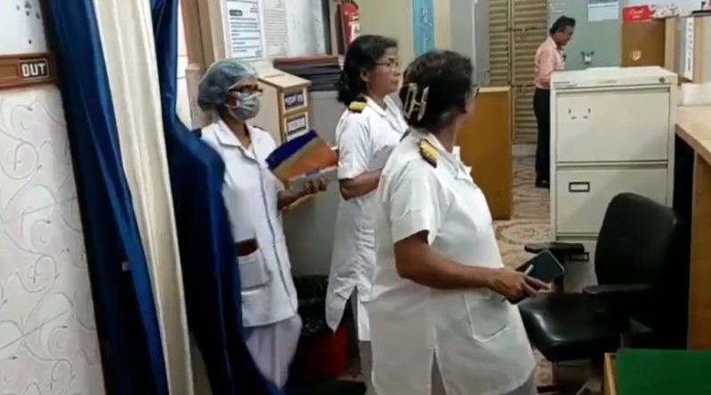 বেস্ট কলকাতা নিউজ : মদ্যপ মহিলার দাপাদাপি খোদ সরকারি হাসপাতালে , চূড়ান্ত হেনস্থার পর খুনের হুমকি নার্সদের ! অবশেষে দায়ের হল অভিযোগ