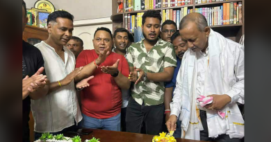 বেস্ট কলকাতা নিউজ : মেয়রের জন্মদিন ব্যাপক বাঁধ ভাঙা উচ্ছ্বাসে মেতে উঠল শহর শিলিগুড়ি