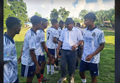বেস্ট কলকাতা নিউজ : বিতর্ক যাকে সারাক্ষণ তাড়া করে বেড়ায় , নিজের ওয়ার্ডে ফুটবল প্রতিযোগিতার উদ্বোধন করলেন সেই দিলীপ বর্মন