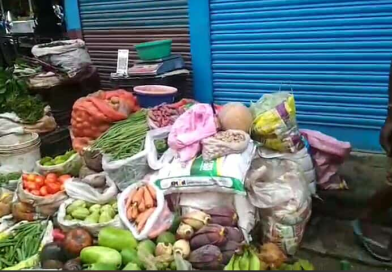 বেস্ট কলকাতা নিউজ : পুজোর আগে সবজির বাজারকে নিয়ে চরম আশঙ্কায় শিলিগুড়ির সাধারণ মানুষজন