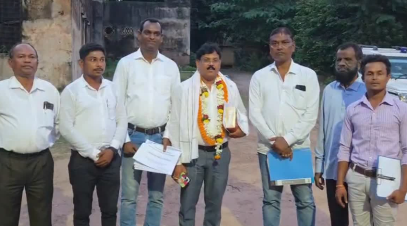 বেস্ট কলকাতা নিউজ : রাজ্যে ভোটার লিস্টে মৃত ব্যক্তির পর এক আজব ঘটনা সামনে এলো বাঁকুড়ায়, রাজ্য সরকারি বোর্ড চলছে মৃত ব্যক্তির নামে