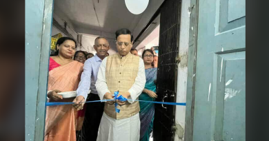 বেস্ট কলকাতা নিউজ : শিলিগুড়িতে এলেন " পরিবহন দপ্তরের ভারপ্রাপ্ত মন্ত্রী" স্নেহাশীষ চক্রবর্তী পরিদর্শন করলেন " আমাদের পাড়া আমাদের সমাধান " এর কর্মসূচি স্থল