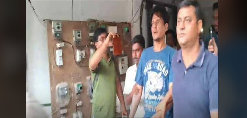 বেস্ট কলকাতা নিউজ : এক ব্যবসায়ীকে খুন করার জোর চেষ্টা, শিলিগুড়ির আবাসন থেকে গ্রেফতার হল ১ যুবক