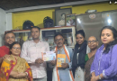 বেস্ট কলকাতা নিউজ : গিনিজ বুক অব ওয়ার্ল্ড রেকর্ডে প্রস্তাবিত হল হিন্দু মহাসভার ক্ষুদ্রতম দুর্গা, এবছর পূজার থিম হতে চলেছে মাতৃভাষা মাতৃদুগ্ধসম