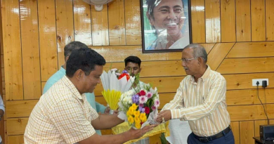 বেস্ট কলকাতা নিউজ : শিলিগুড়ির নতুন পুরকমিশনার কে বিশেষ অভ্যর্থনা জানালেন মেয়র গৌতম দেব